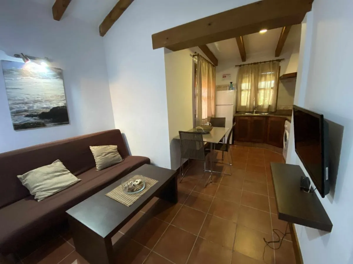 Casabungalow En Complejo Turistico Con Jardin Pr Cadiz 0*,