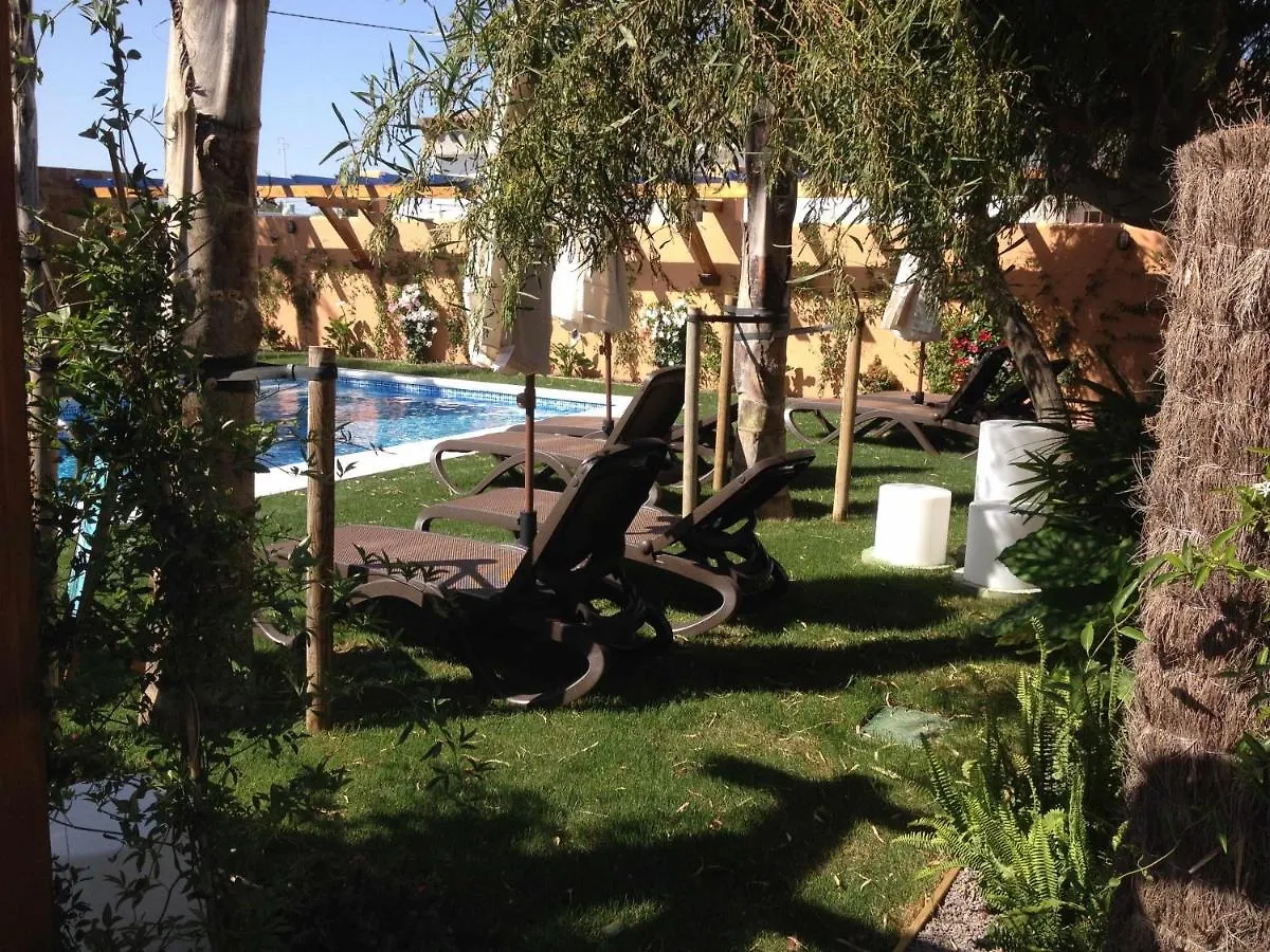 Holiday home Casabungalow En Complejo Turistico Con Jardin Pr Cadiz