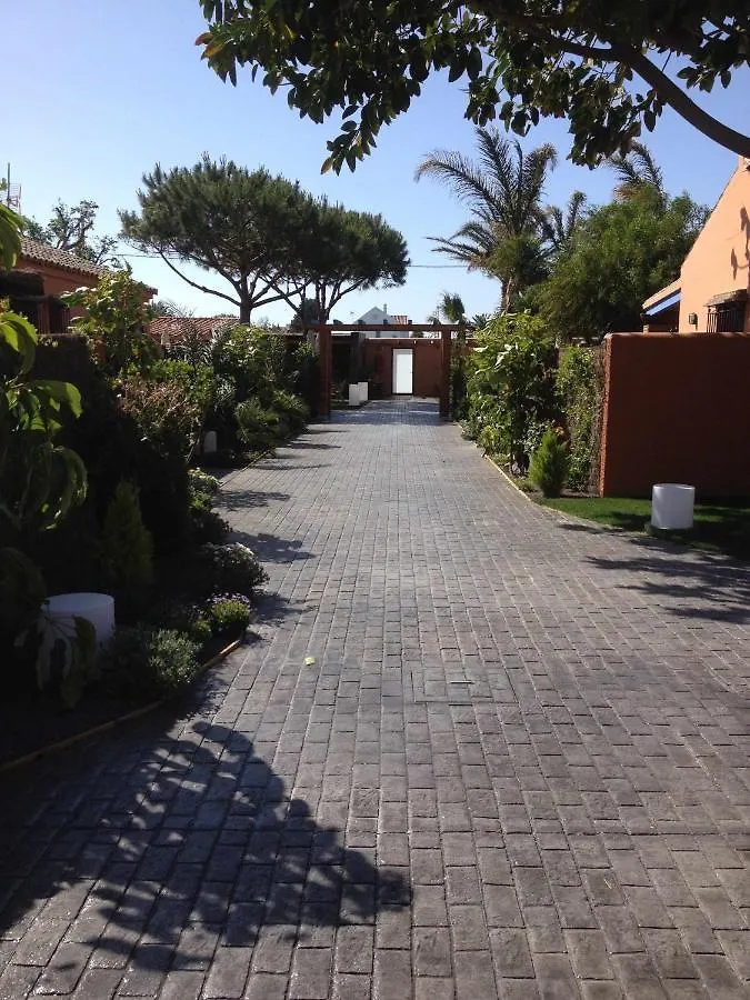 Casabungalow En Complejo Turistico Con Jardin Pr Cadiz Holiday home